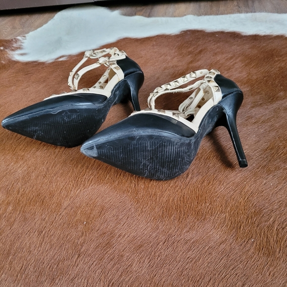 Dazzling heels - Picture 11 of 11